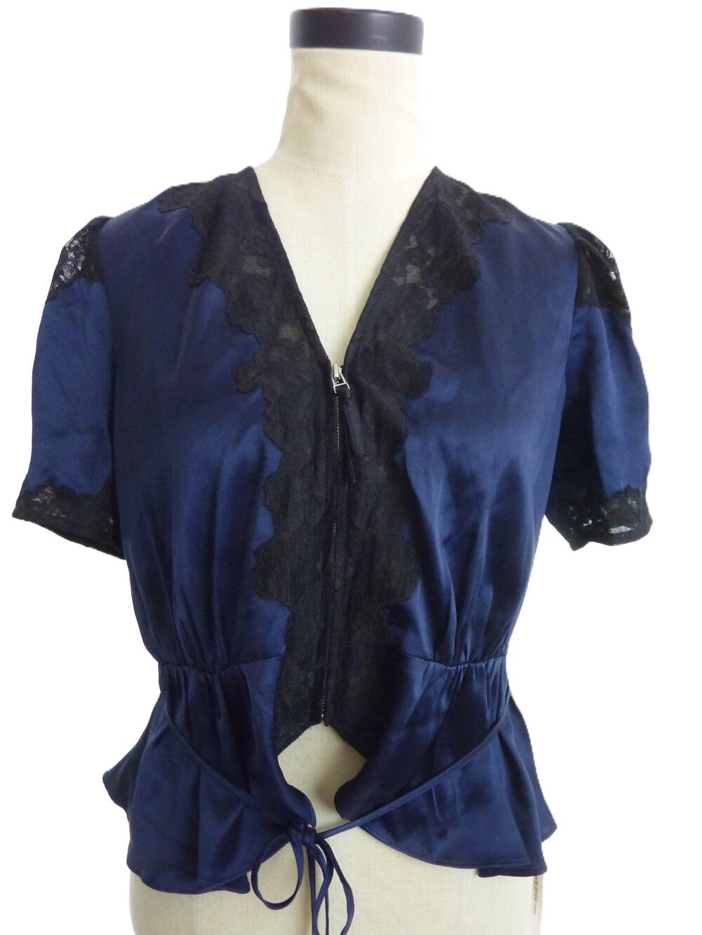NWT Reformation The Collection Wayne Silk Top Size 4